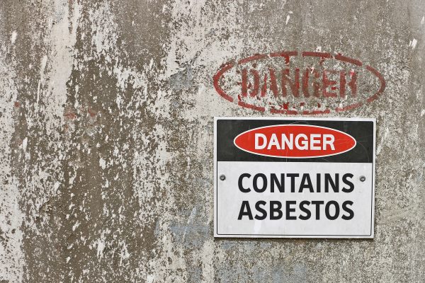 Contains Asbestos sign
